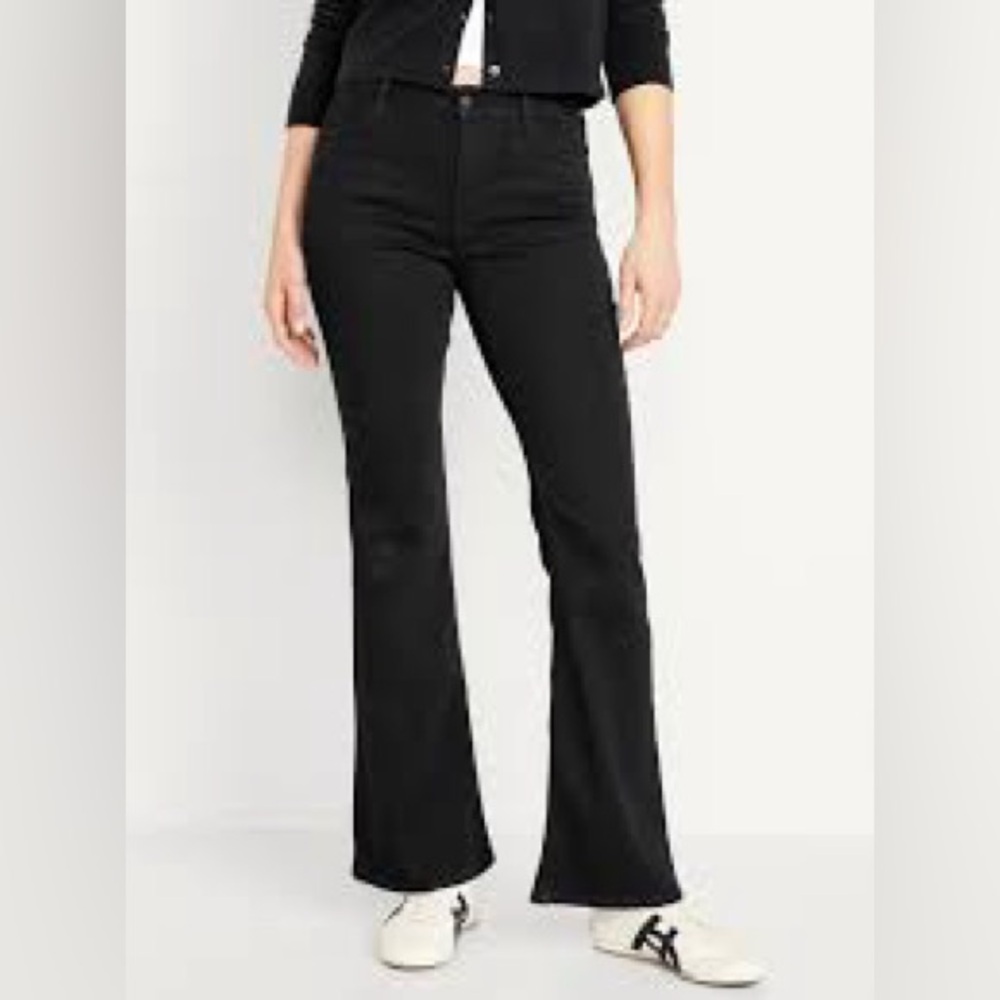 High-waist Wow Flare Black Jeans
